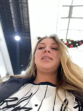 Sweet   Emily online show from November 9, 12:47 pm