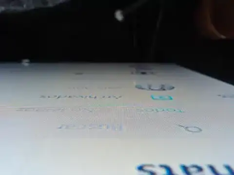 Amy Walker online show from December 8, 2:19 pm