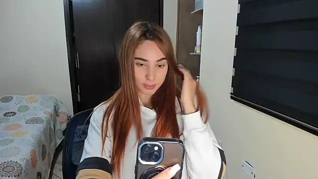 Amy Walker online show from October 3, 4:37 pm