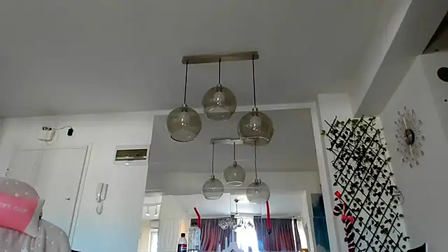 IreneVON online show from January 28, 8:04 am