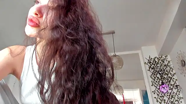 IreneVON online show from February 22, 2:41 pm