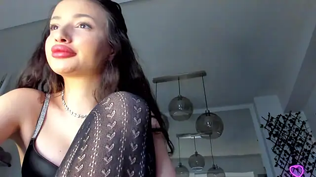 IreneVON online show from February 23, 3:40 pm