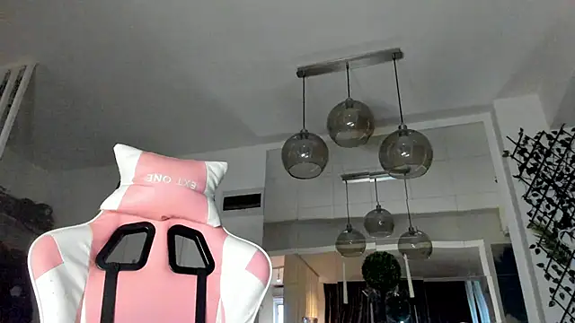 IreneVON online show from September 30, 4:39 am