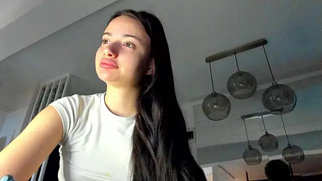 IreneVON online show from October 18, 4:15 am