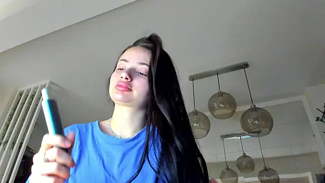 IreneVON online show from November 4, 4:33 am