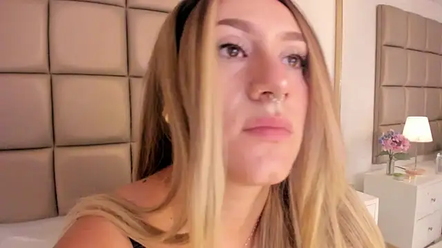 Emily robertss online show from February 28, 9:36 am