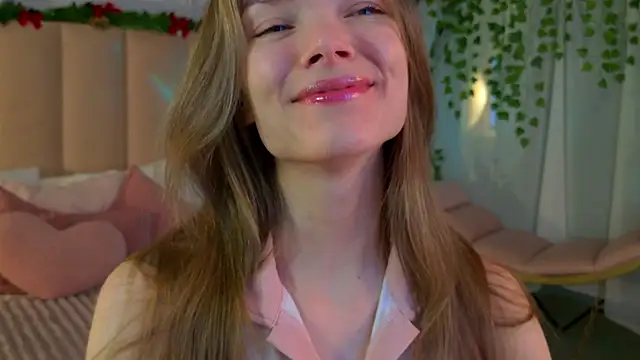 Eva Natsumi online show from December 14, 8:34 am