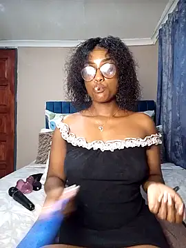 Queen-Chocolate online show from January 31, 2:58 am