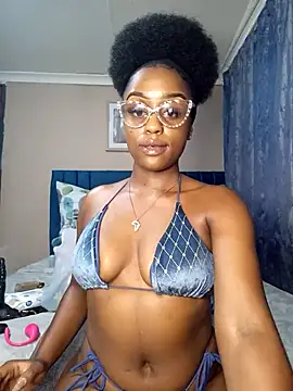 Queen-Chocolate online show from March 22, 10:04 pm