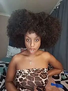 Queen-Chocolate online show from May 30, 8:28 pm
