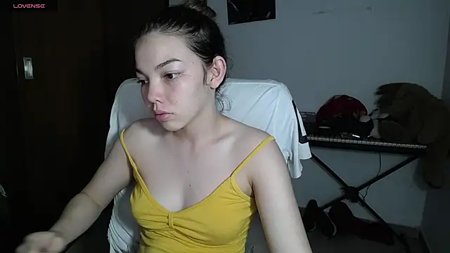 venelope1 online show from March 11, 2:10 am