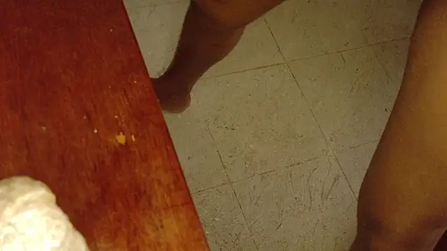 KingCobraClassy online show from March 12, 8:19 am