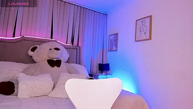 Bella ev online show from April 15, 4:52 am