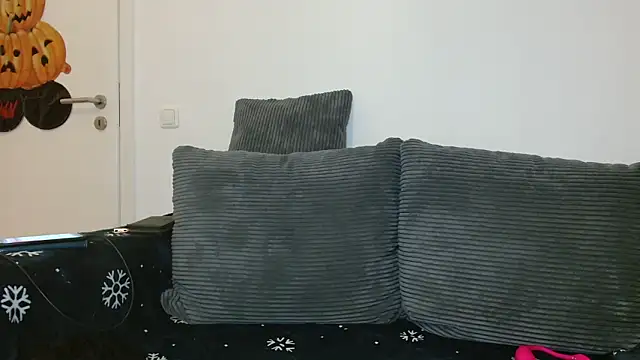 Jasmin-White online show from January 16, 10:58 pm