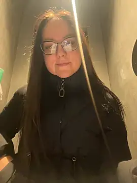 NarcissaHot online show from December 18, 5:15 am