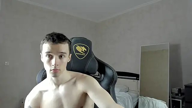 Snapshot of MasonWarholl chatting on January 28, 1:29 am MasonWarholl online show from January 28, 1:29 am