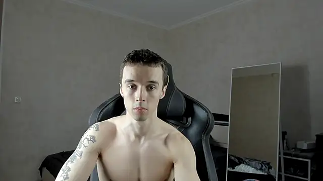 Snapshot of MasonWarholl chatting on January 31, 11:56 am MasonWarholl online show from January 31, 11:56 am