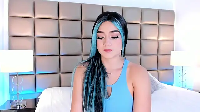 AnnyHizzle online show from February 26, 9:27 pm