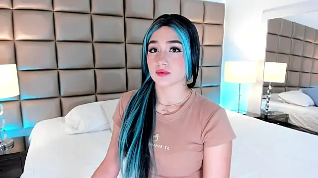 AnnyHizzle online show from March 22, 8:48 pm