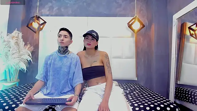 Tinny and Candy online show from October 20, 12:27 pm