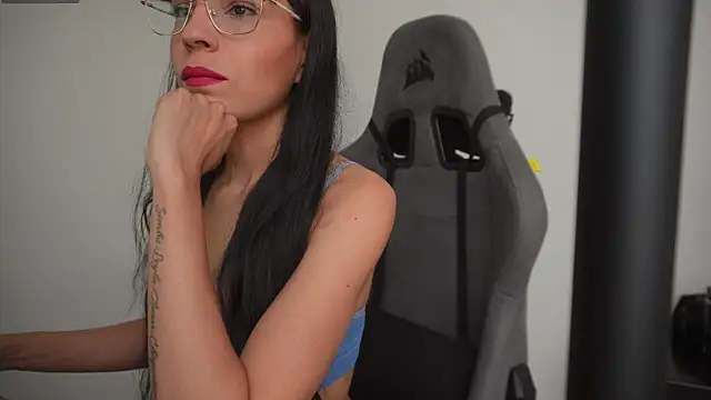 little-eli online show from December 4, 7:11 pm