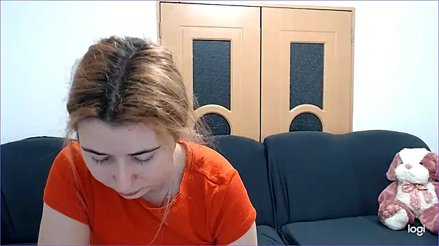 Snapshot of VioletaFlower7 chatting on January 28, 9:30 am VioletaFlower7 online show from January 28, 9:30 am