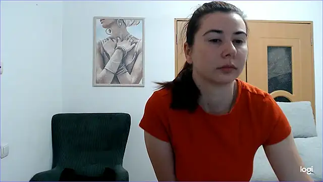 Snapshot of VioletaFlower7 chatting on November 1, 7:32 am VioletaFlower7 online show from November 1, 7:32 am