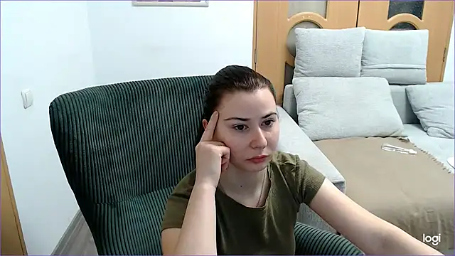 VioletaFlower7 online show from February 20, 9:10 am