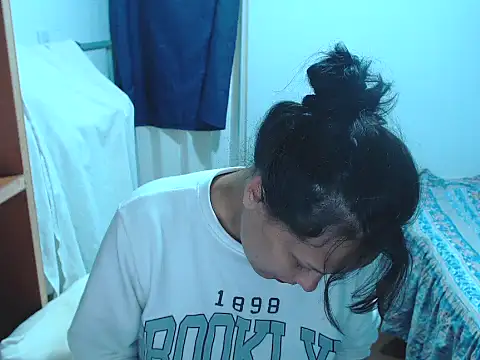 home vlak online show from April 10, 12:27 am