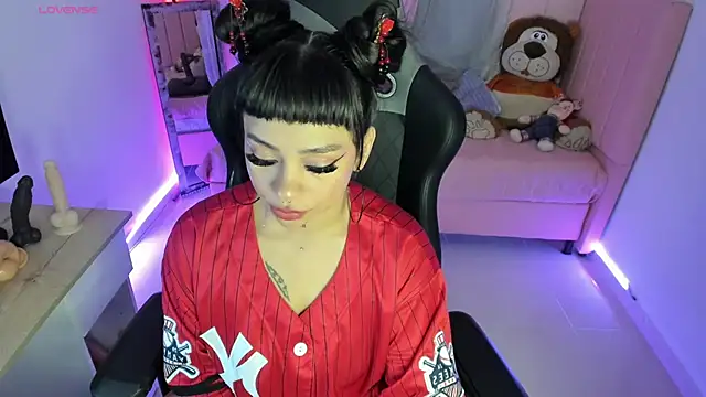 zoesullivan online show from February 21, 9:56 am