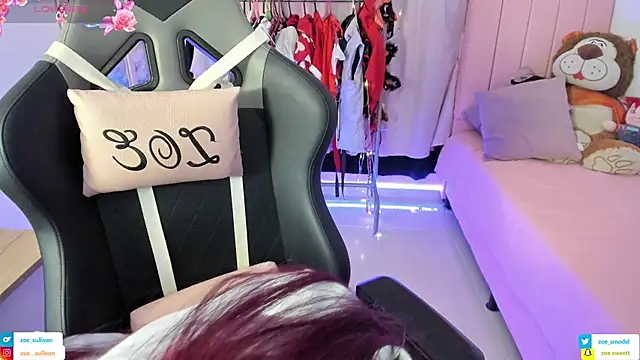 zoesullivan online show from February 11, 9:36 am