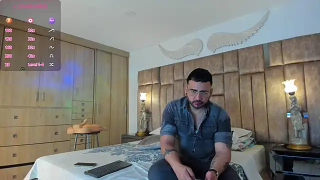 Snapshot of petterwilly1 chatting on January 19, 2:38 pm petterwilly1 online show from January 19, 2:38 pm
