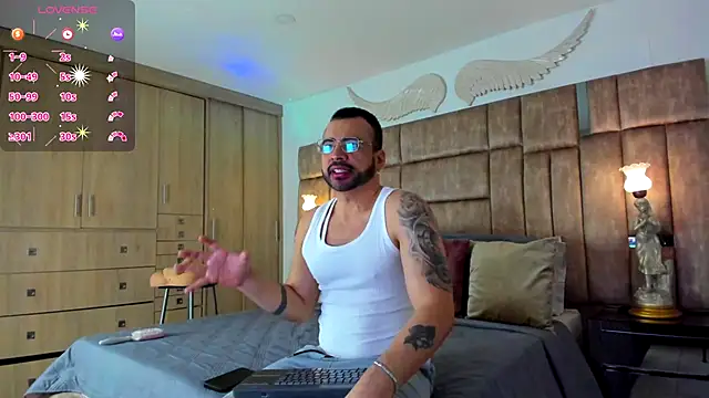 Snapshot of petterwilly1 chatting on October 19, 3:12 pm petterwilly1 online show from October 19, 3:12 pm