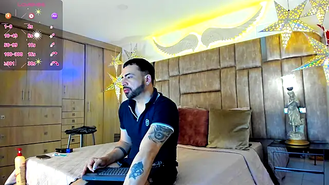 petterwilly1 online show from December 18, 3:07 pm