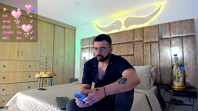 petterwilly1 online show from March 24, 3:06 pm