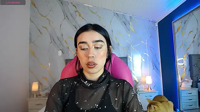 Julieta De Los Angeles online show from January 20, 3:48 am