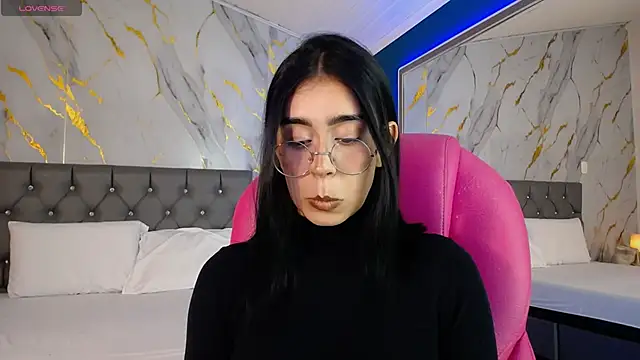 Julieta De Los Angeles online show from February 4, 3:54 am