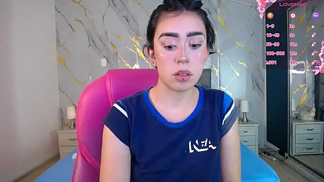 Julieta De Los Angeles online show from February 18, 6:59 am