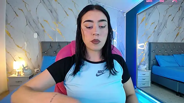 Julieta De Los Angeles online show from March 10, 3:34 am