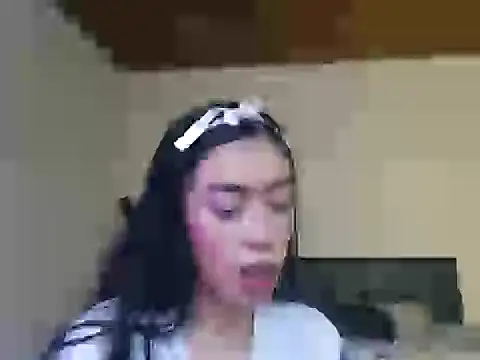 Julieta De Los Angeles online show from October 10, 5:01 pm