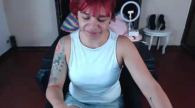 Snapshot of VioletaaaSlave chatting on February 6, 11:43 am VioletaaaSlave online show from February 6, 11:43 am