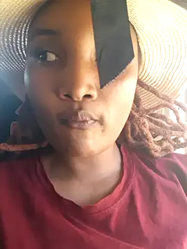 Snapshot of StacyGee24 chatting on February 24, 11:10 am StacyGee24 online show from February 24, 11:10 am