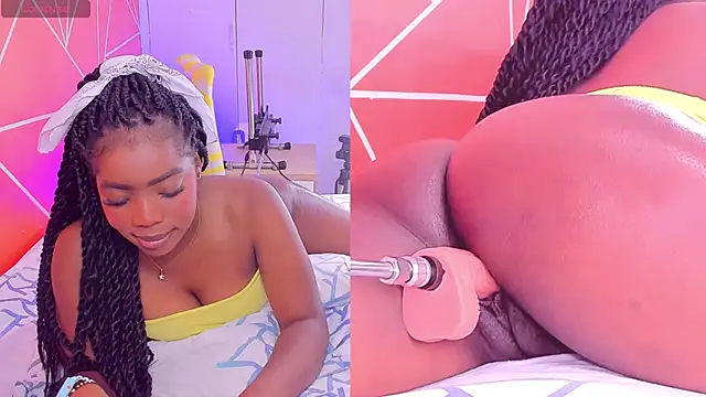 zoeethompson cm online show from March 22, 11:11 am