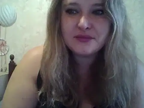 ParisMimi online show from October 20, 8:15 am