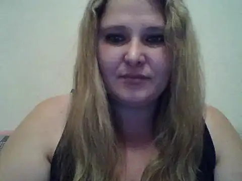 ParisMimi online show from December 2, 9:32 pm