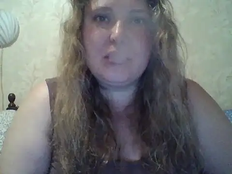 Snapshot of ParisMimi chatting on May 18, 8:42 am ParisMimi online show from May 18, 8:42 am