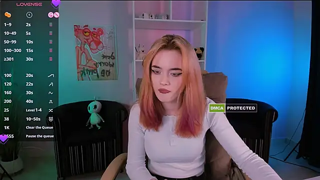 liana kisses online show from March 19, 1:54 am