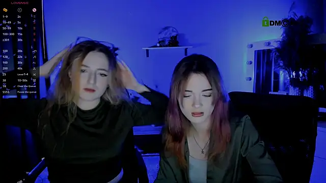 liana kisses online show from September 14, 6:51 pm