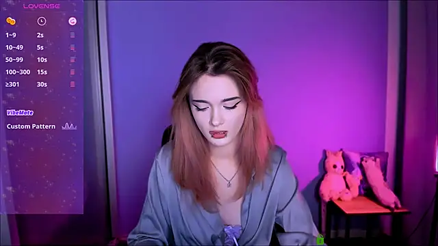 liana kisses online show from October 17, 8:00 pm