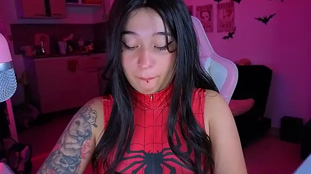 Snapshot of FernandaOrtegaaa chatting on October 1, 12:05 am FernandaOrtegaaa online show from October 1, 12:05 am